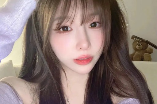 刷新下限！女网红开设绿茶速成班已有15万人买 最新回应来
