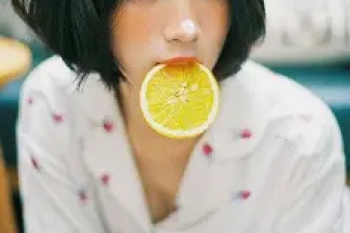 百万粉网红拿粉丝千万打赏替自己捐1047万博美名自掏仅47万！这波操作是把网友当傻子耍？