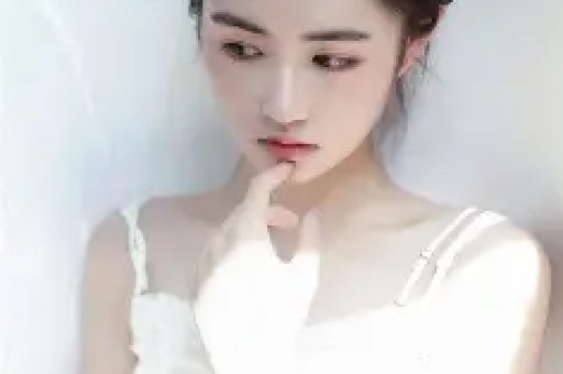 萧亚轩安徽春晚耍大牌与节目组冲突 网友称mm太小